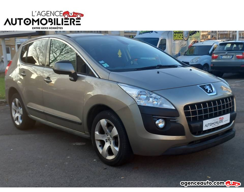 Achat voiture occasion, Auto occasion pas cher | Agence Auto Peugeot 3008 1.6 Hdi 112Ch Active Beige Année 2012 Automatique Diesel